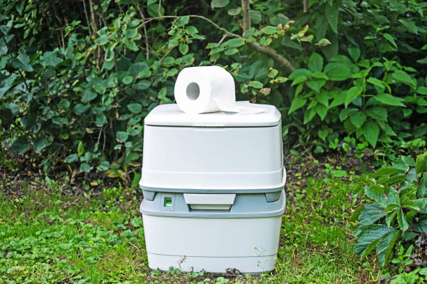 Best Portable toilet rental cost  in Baltimore, OH